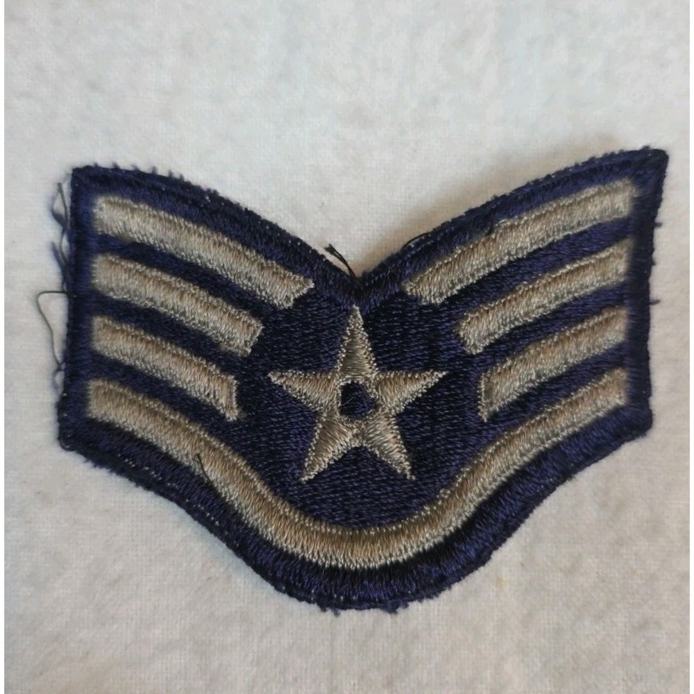 Pair Of US Air Force Staff Sergeant Enlisted Rank Patches USAF INV15119
